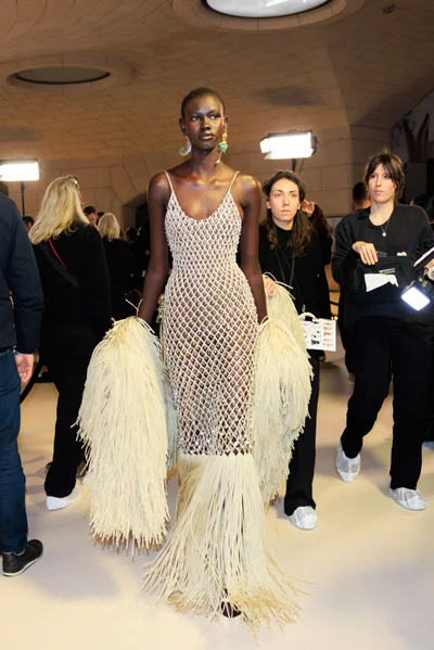Look 12